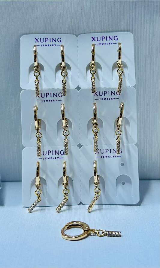 Argolla con piedras en xuping (por 1 par)