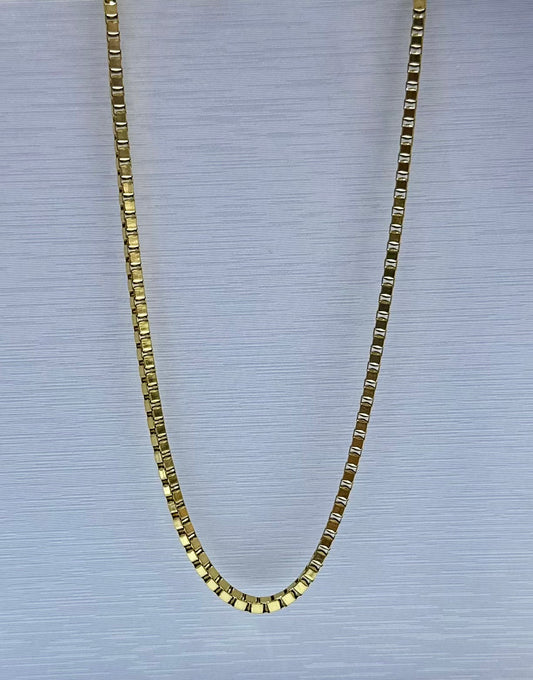 Collar en acero dorado de varón (60cm)
