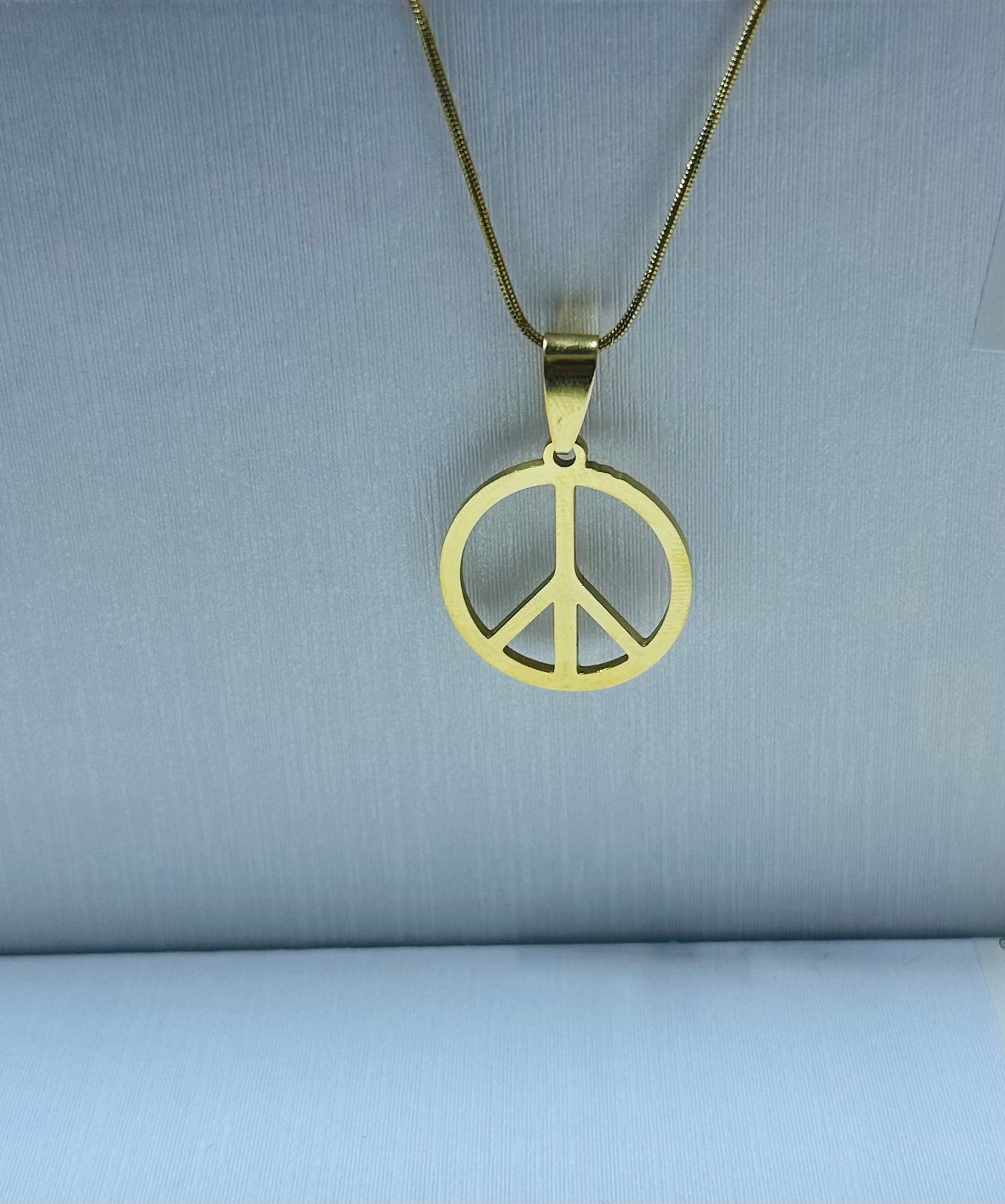 Dije símbolo paz (sin cadena)