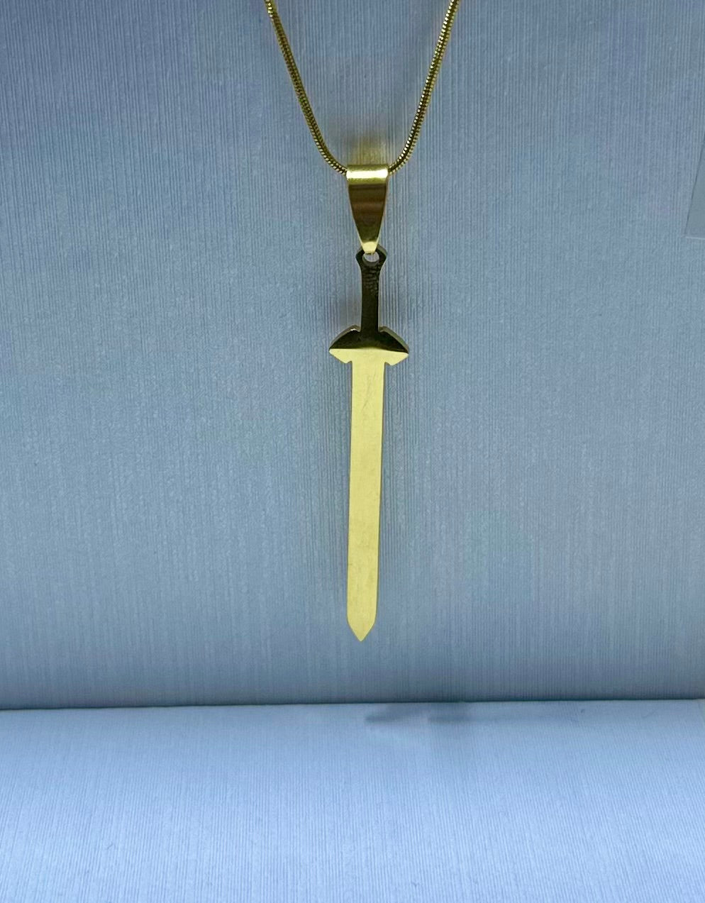 Dije espada (sin cadena)