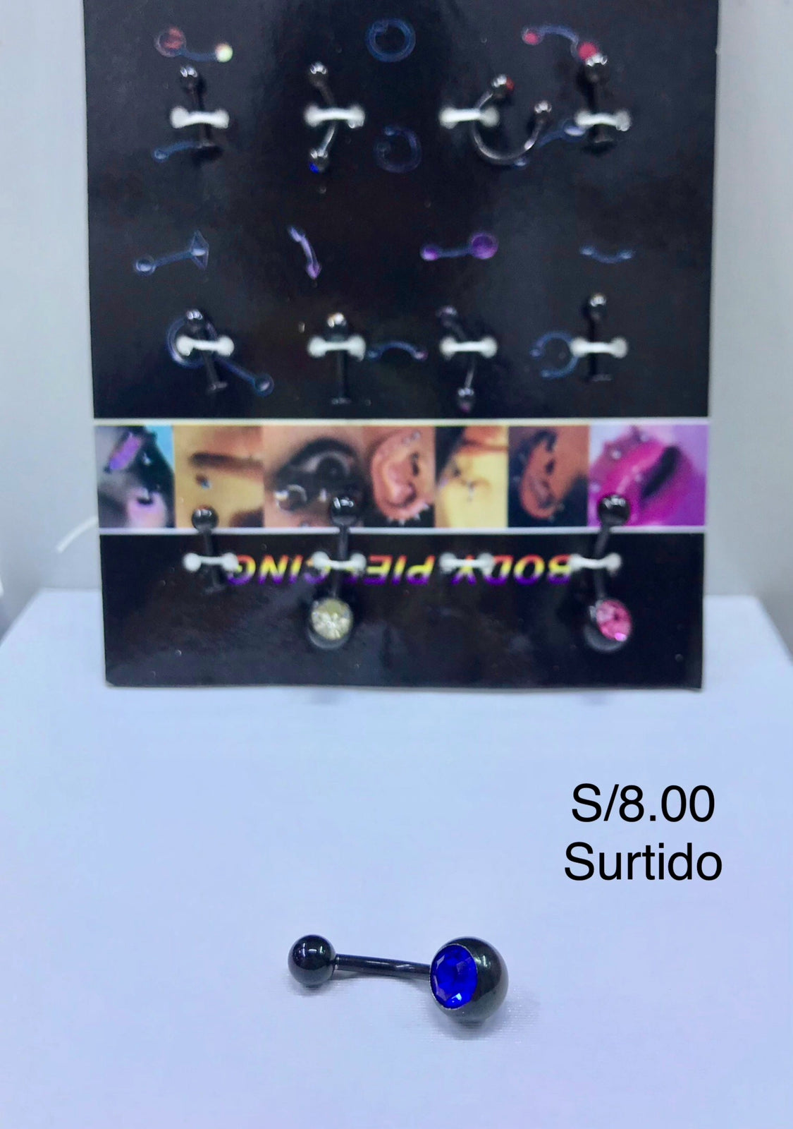Piercing negro por blíster de 12 und.