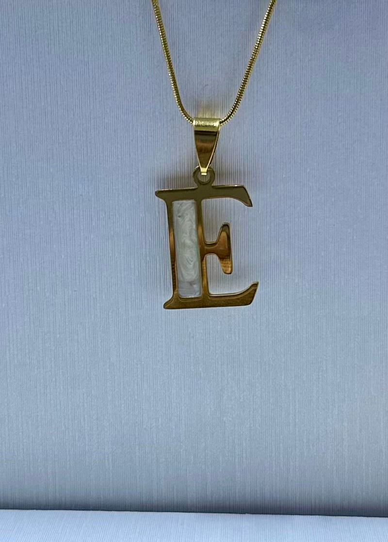 Dile letra E (sin cadena)